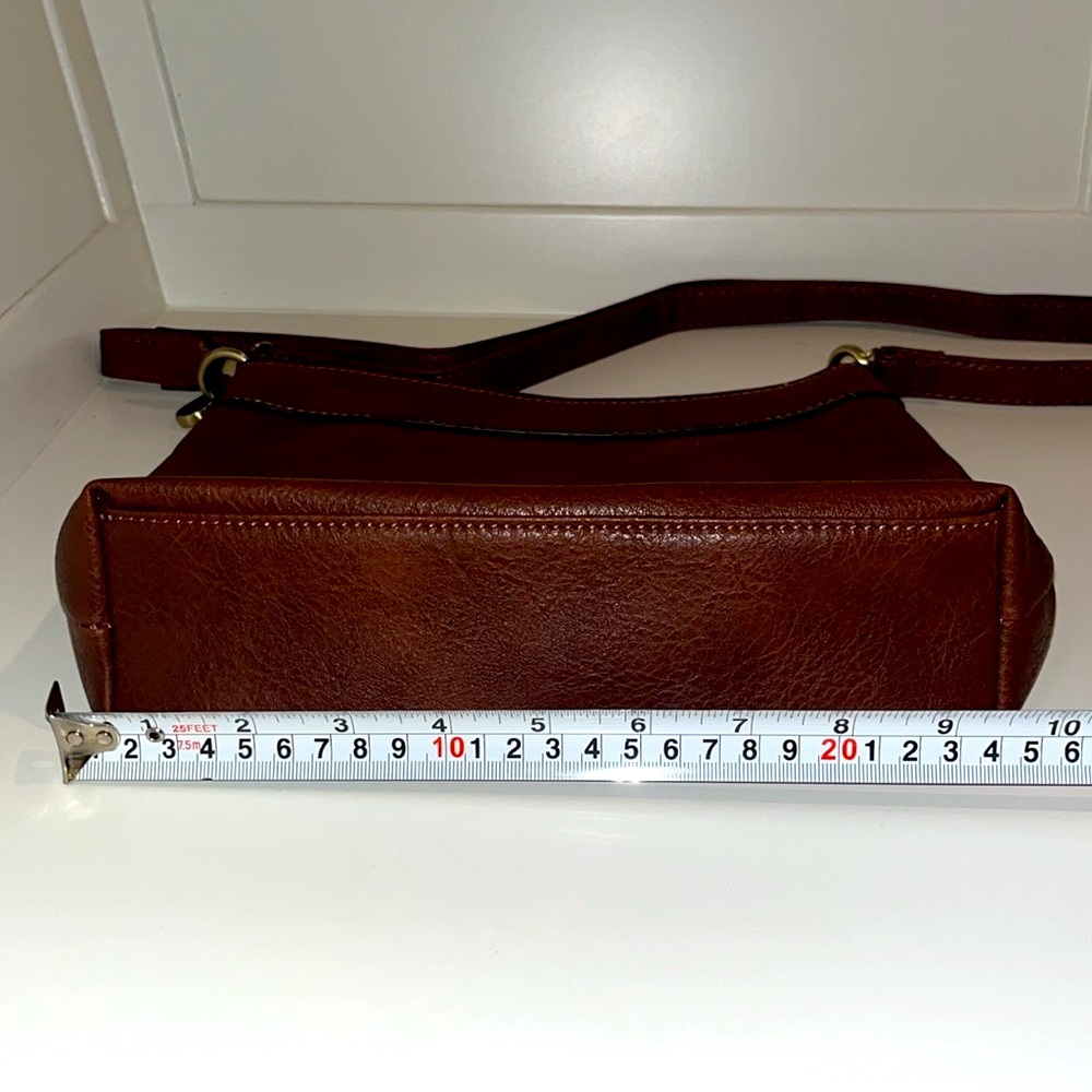 NWOT- Brown Leather Crossbody - classic and simple! - Picture 7 of 10